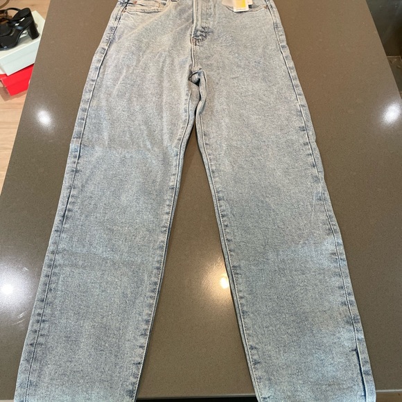 Stradivarius Mom Jeans - Picture 2 of 3